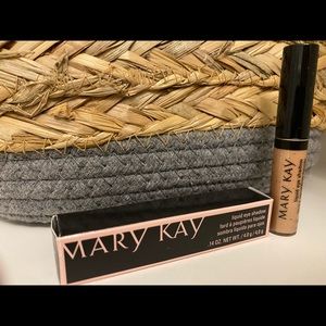Mary Kay liquid eyeshadow